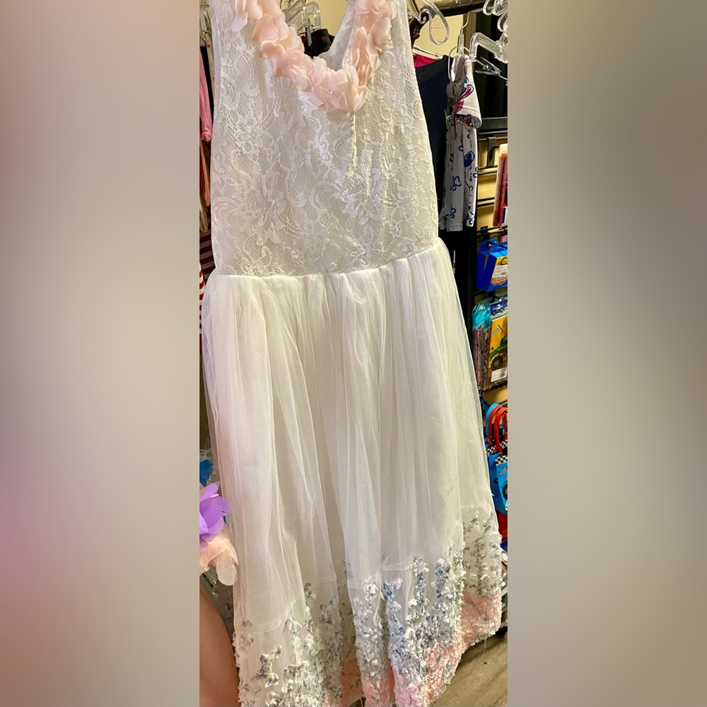 Elegant White Lace Kids Dress